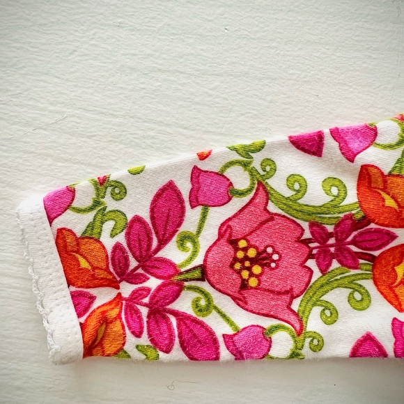 Baby Vera Bradley onsie outfit with snaps - Picture 4 of 5